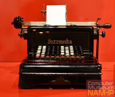 Machine à calculer mécanique à imprimante Burroughs classe 3