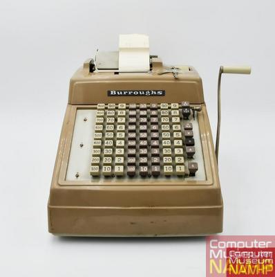 Machine à calculer mécanique Burroughs