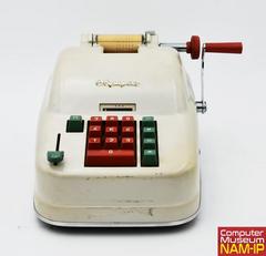 Machine à calculer mécanique