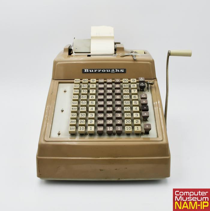 Machine à calculer mécanique Burroughs