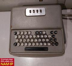 Tableau de commande/clavier perforatrice