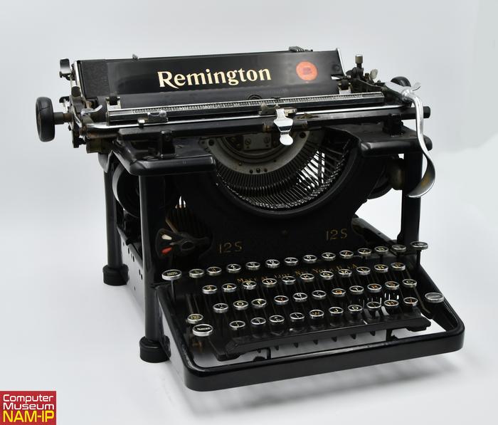 Machine à écrire