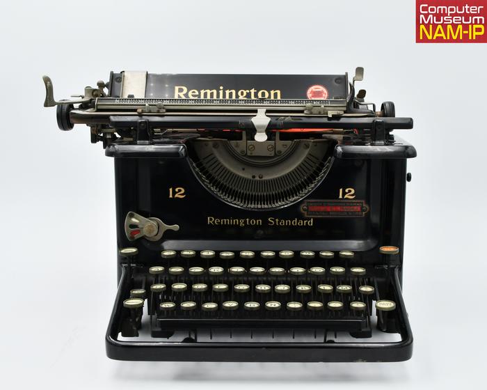 Machine à écrire