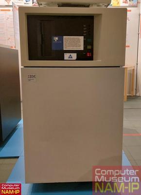 Ordinateur IBM Système 34