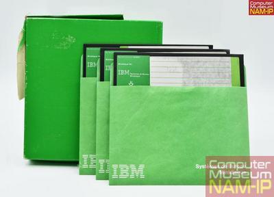 Boite de 6 disquettes 8 pouces + listing